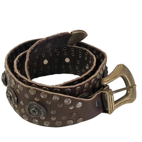 Studded Rosette Belt Brown Leather Brass Color Hardware Rustic Distressed - Picture 2 of 15